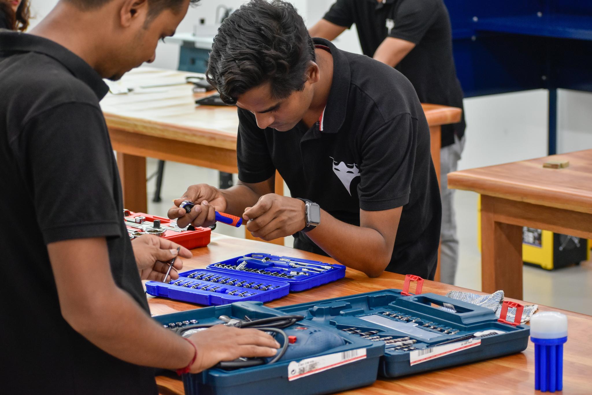 Flight test for Adarna Mini by Droneco staff, Droneco drone tech company, developing cutting-edge technologies to power the future of logistics, delivery, and more.